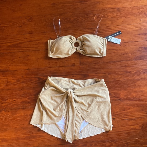 Fashion to Figure Other - NWT Shimmery tie-front skirted bikini & o-ring bandeau top w/clear straps 18-22